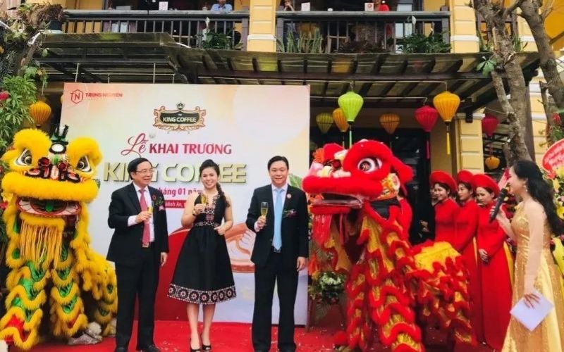 Khai trương hanh thông bắt đầu từ việc chọn ngày giờ chuẩn phong thủy